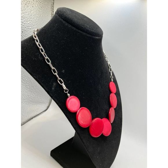 Pink flat circle necklace! - Picture 7 of 11